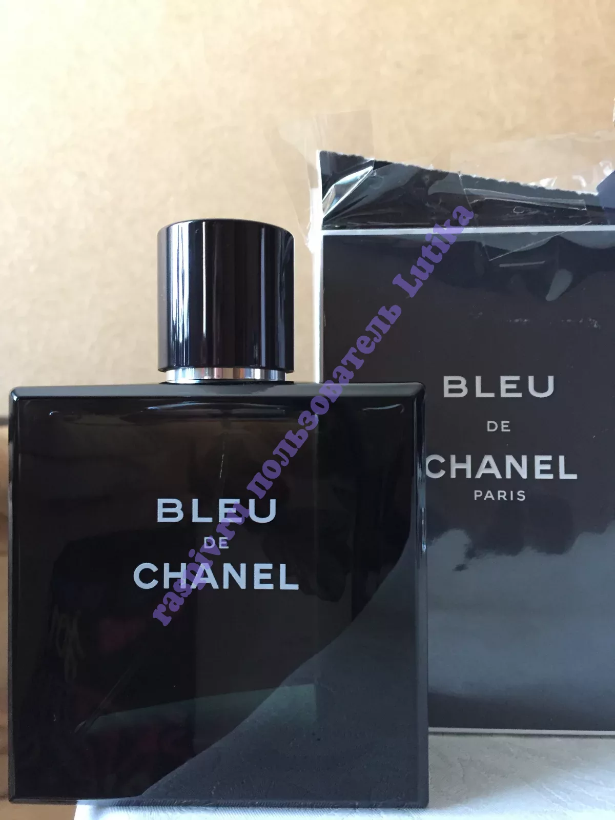 Chanel bleu de Chanel 10 мл. Bleu de Chanel картинка. Bleu de Chanel отзывы. Chanel bleu в руках. Chanel bleu отзывы